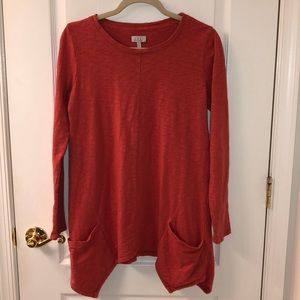 LOGO Slub Knit Top With Pockets